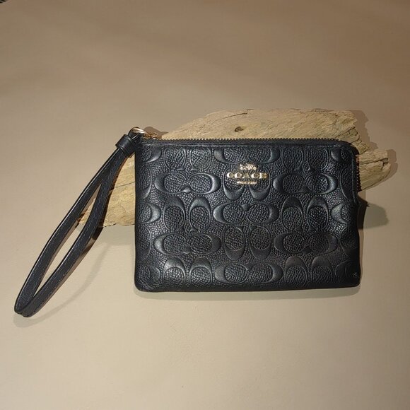 Coach Wallet Raise Logo Black Carriage Gold Hardware Leather Wristlet Clutch - Picture 4 of 11